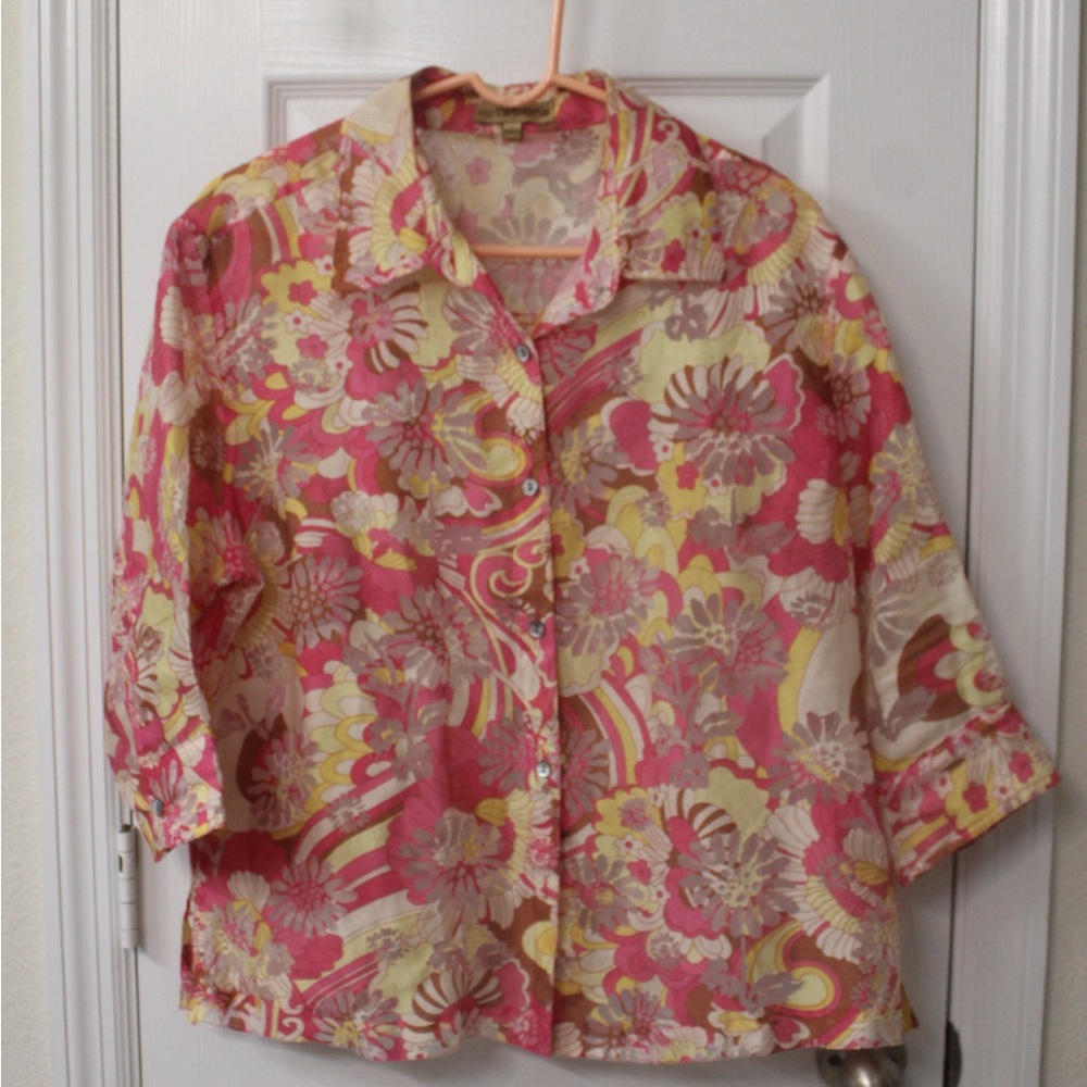 Notations Large Pink & Yellow Sheer Button down Floral 3/4 length sleeves Blouse